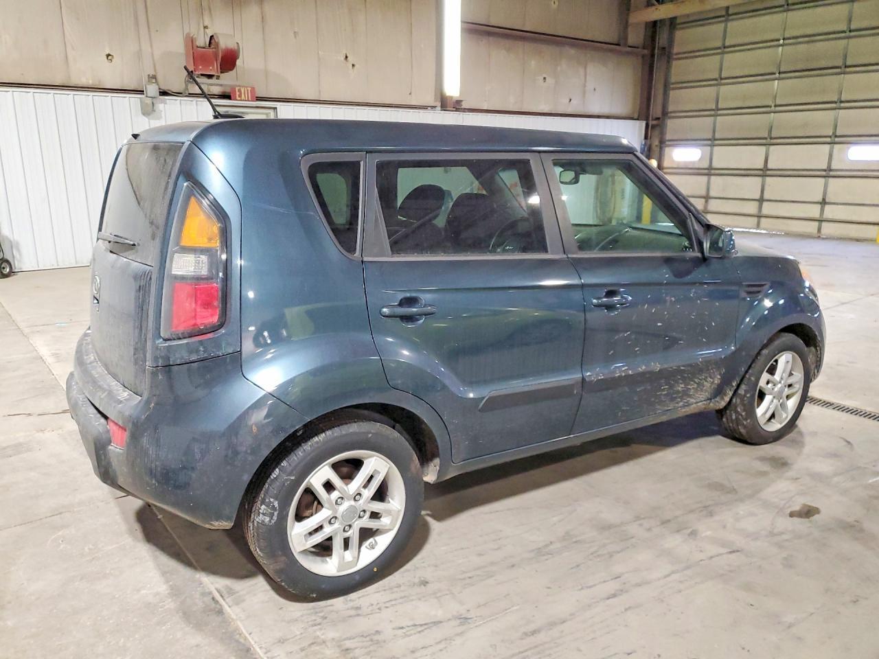 2011 KIA Soul +