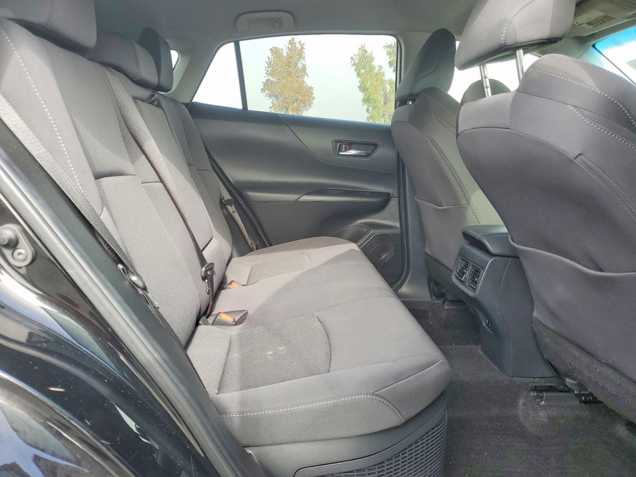 2021 Toyota Venza le