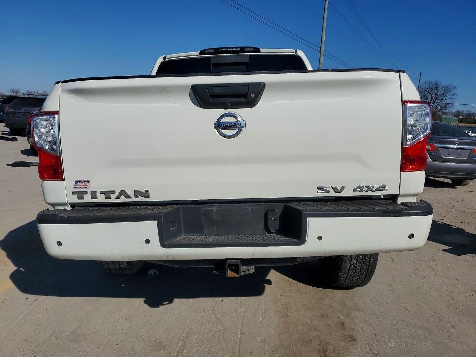 2021 Nissan Titan s