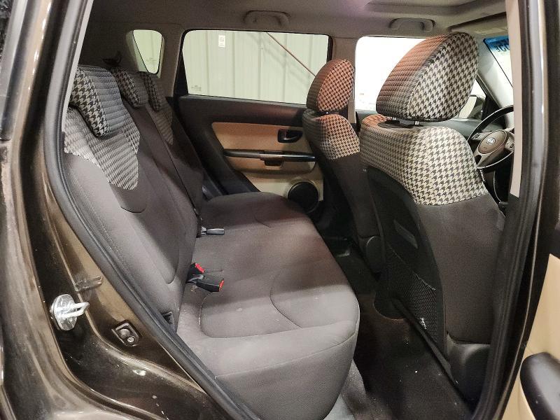 2010 KIA Soul +