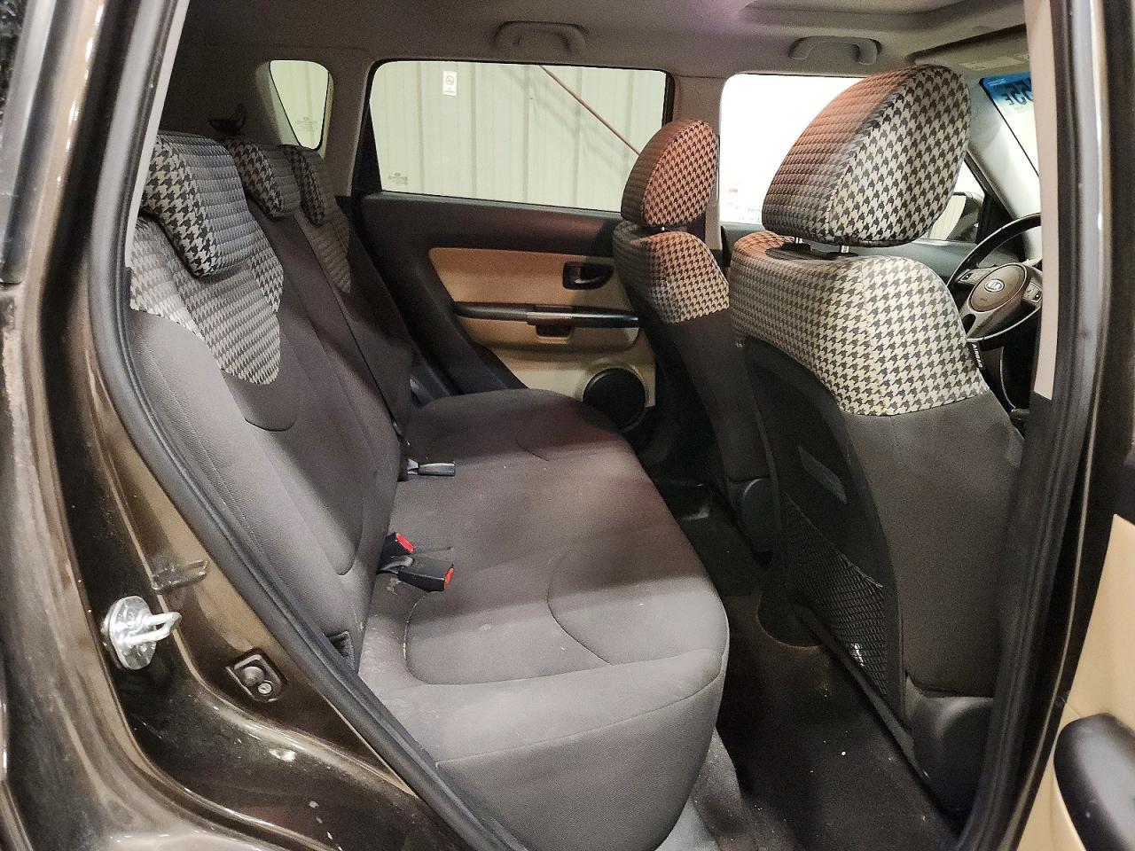 2010 KIA Soul +