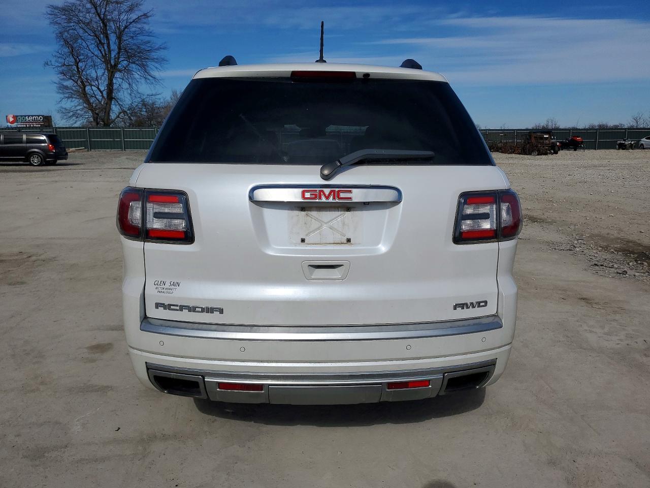 2016 GMC Acadia Denali