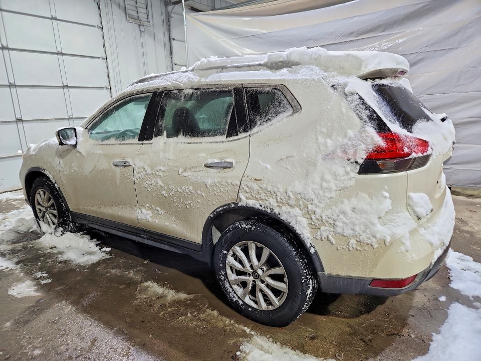 2017 Nissan Rogue sv