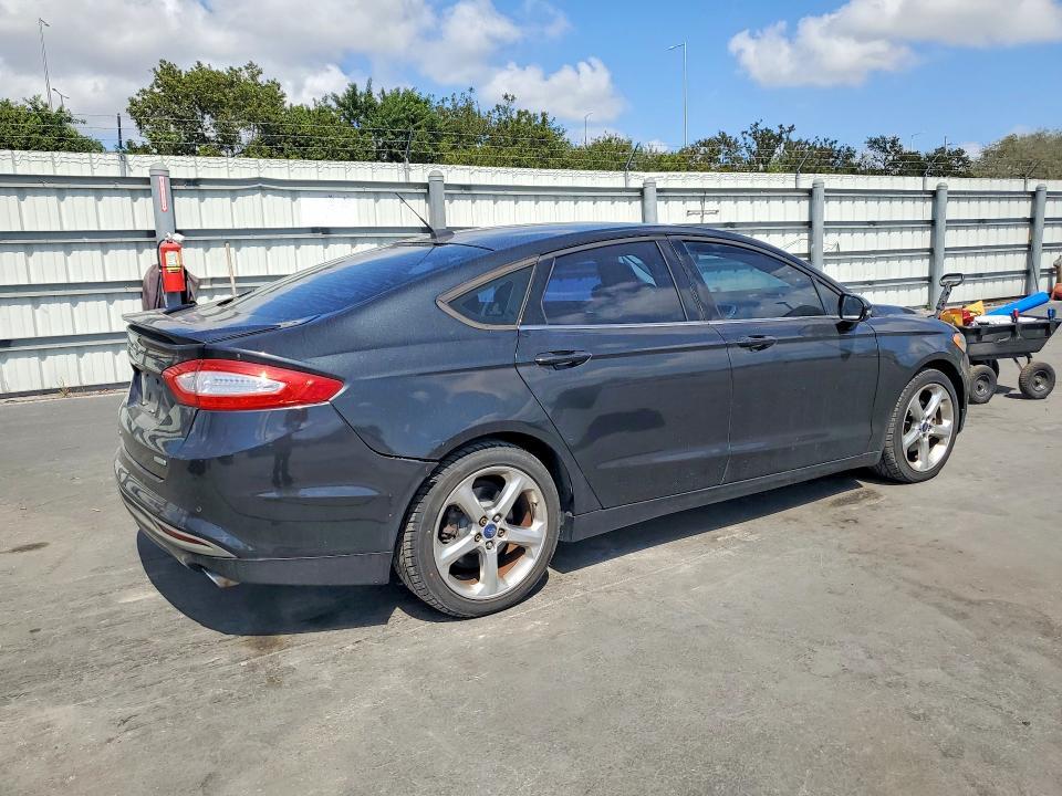 2013 Ford Fusion se