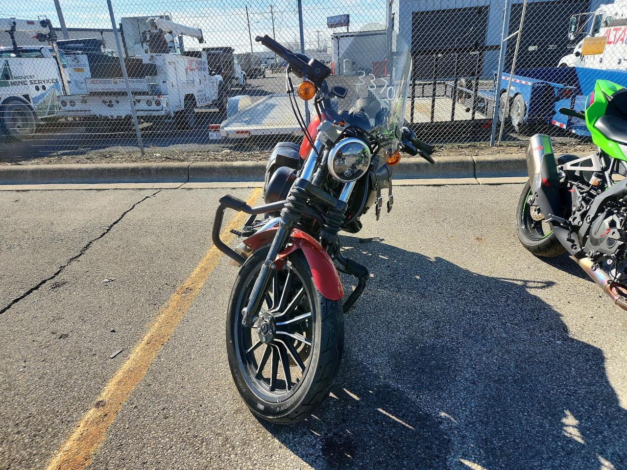2013 Harley-Davidson XL883