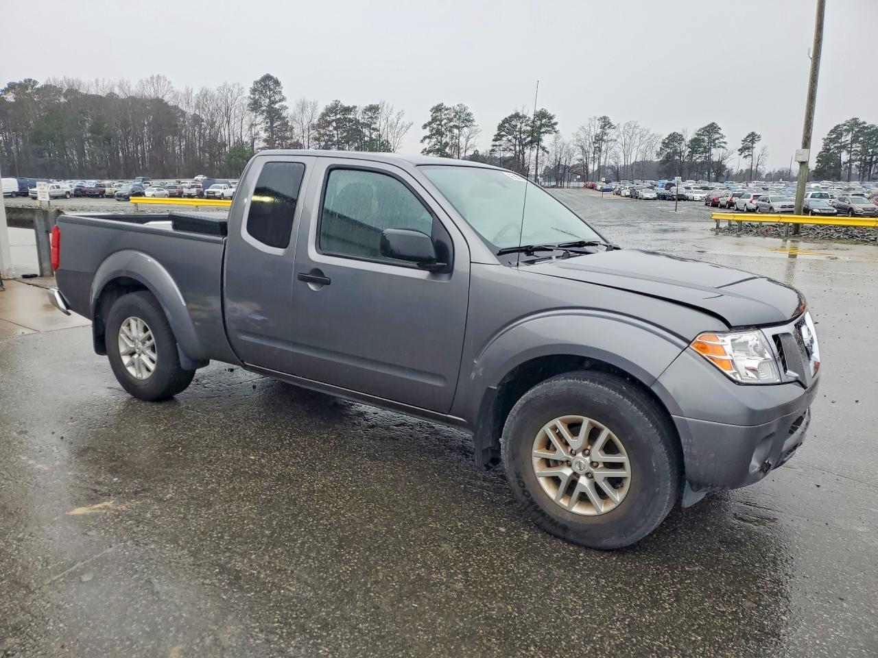 2020 Nissan Frontier SV
