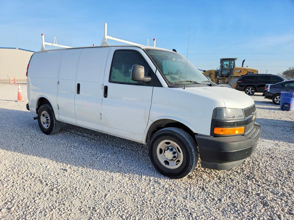 2022 Chevrolet Express G2500