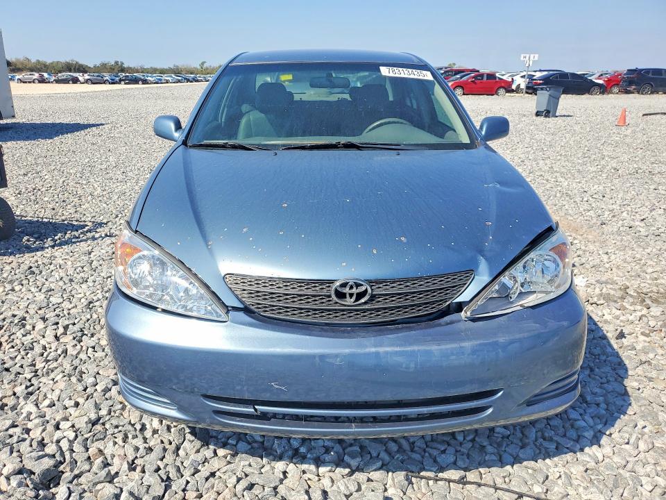 2003 Toyota Camry le