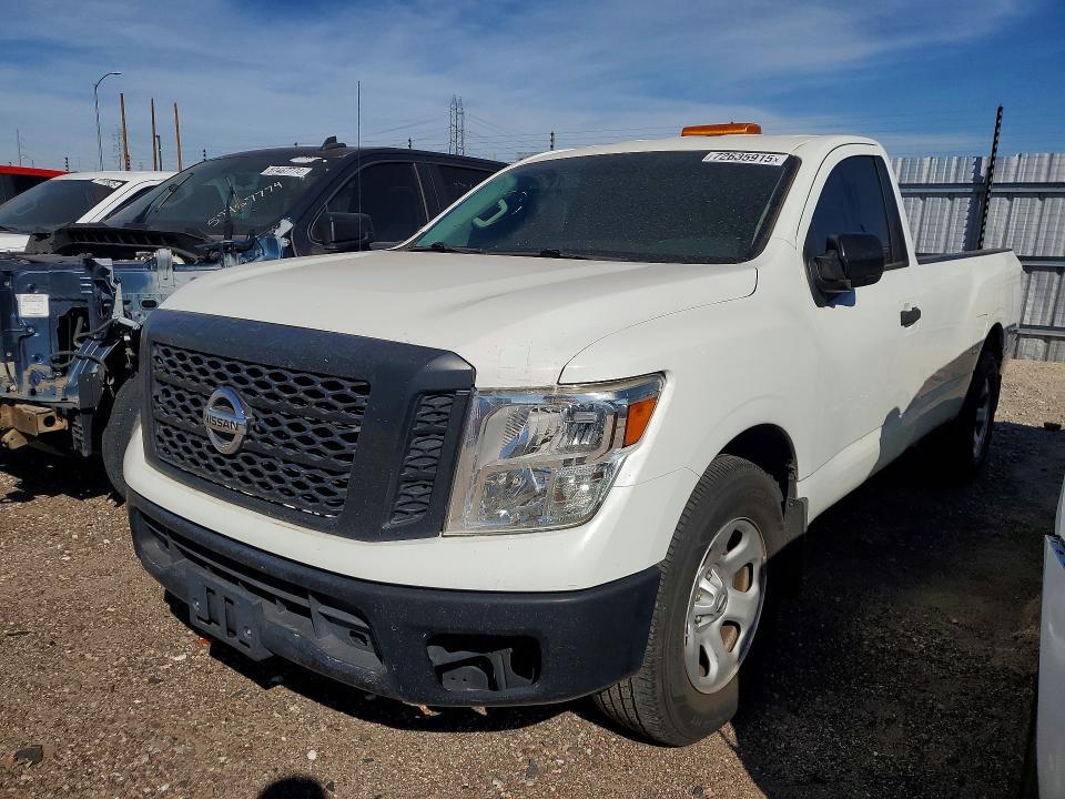2018 Nissan Titan s