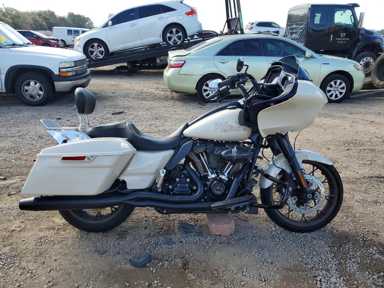 2023 Harley-Davidson Fltrxst