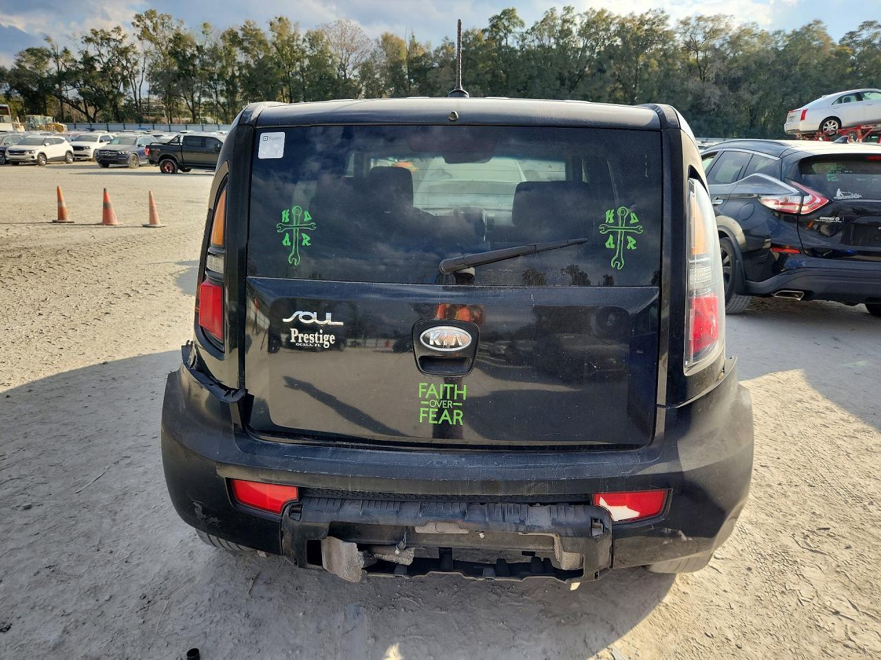 2011 KIA Soul +
