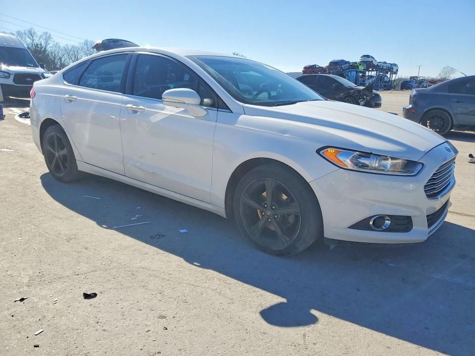 2016 Ford Fusion se