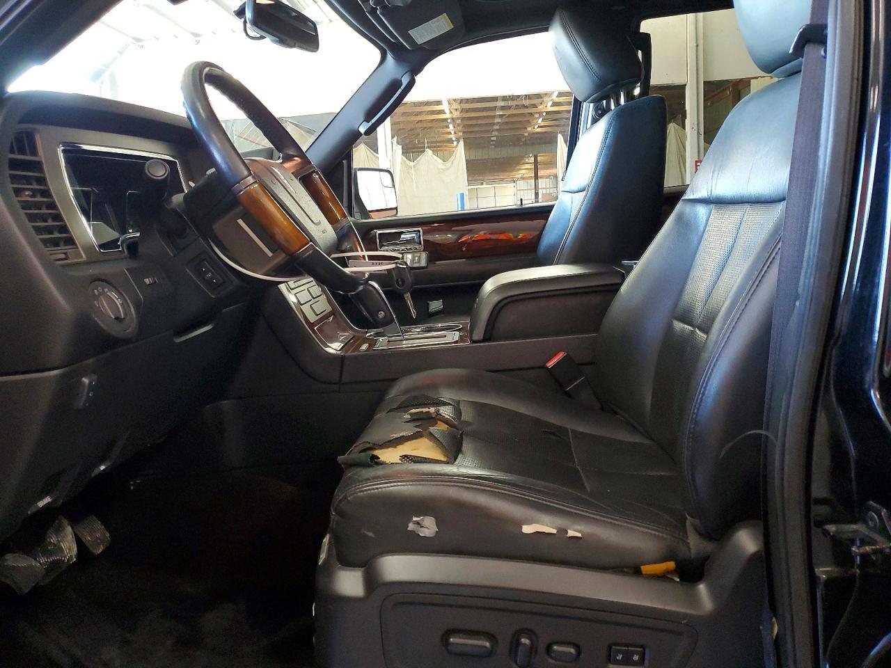 2013 Lincoln Navigator l