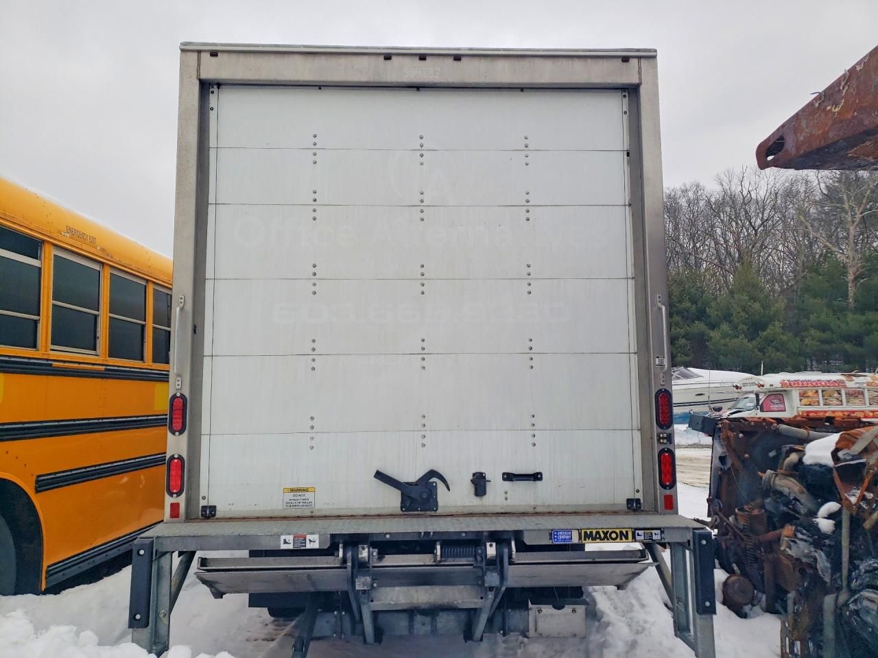 2024 Isuzu NPR HD BOX Truck