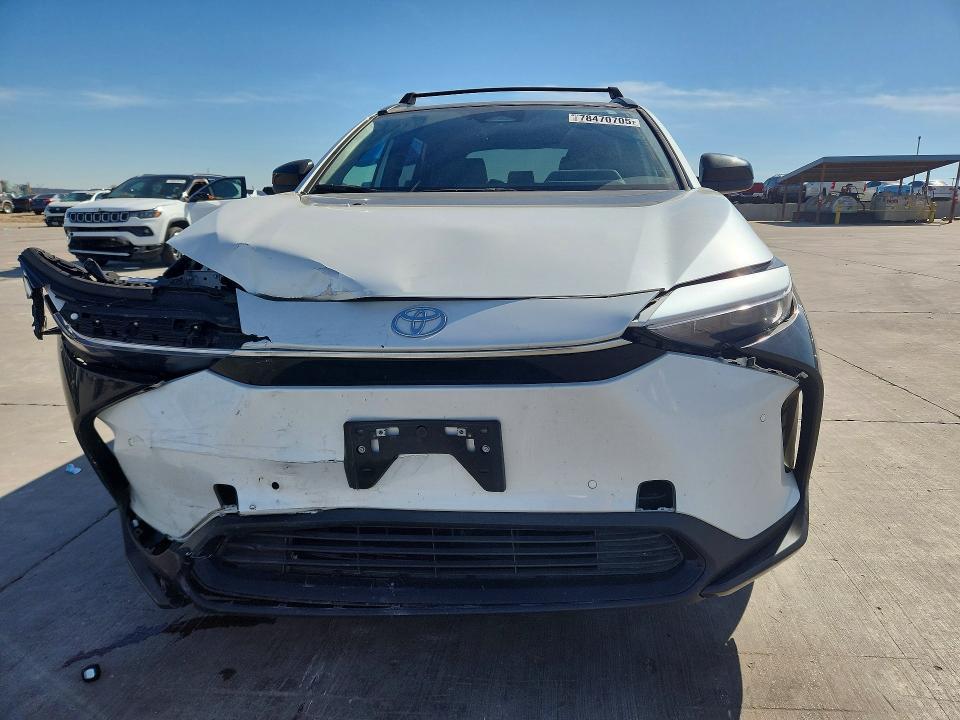2024 Toyota Bz4x xle