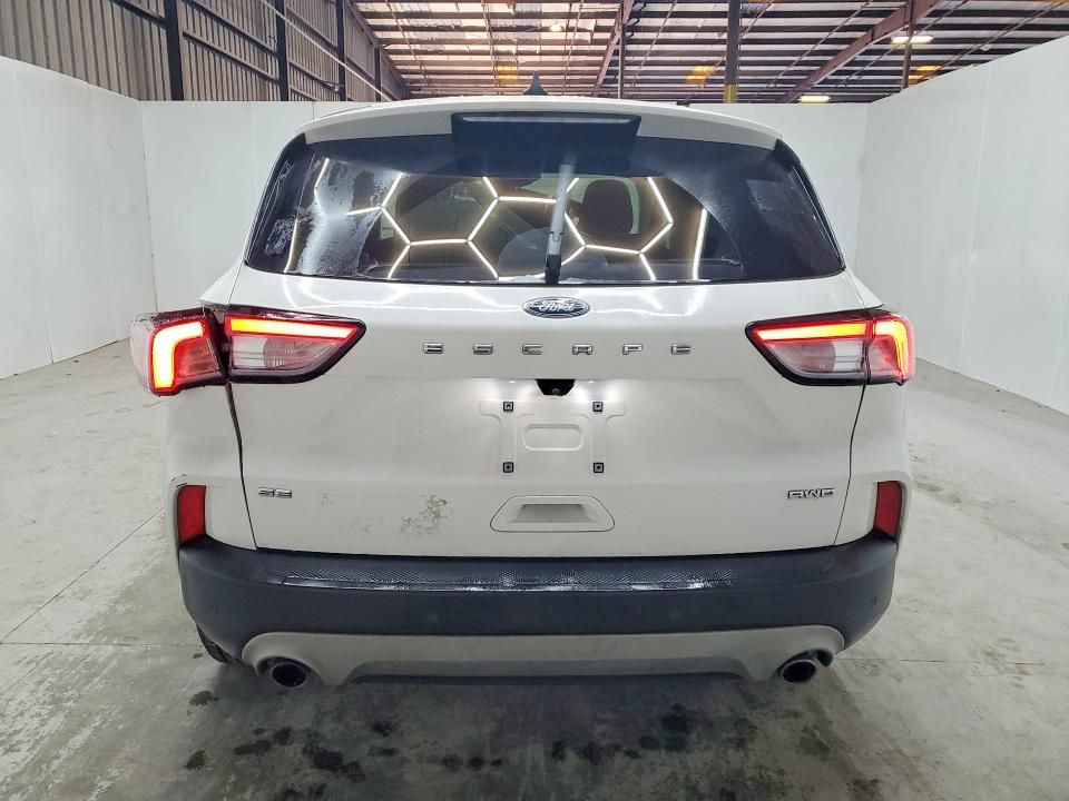 2022 Ford Escape se