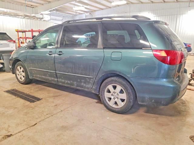 2005 Toyota Sienna ce