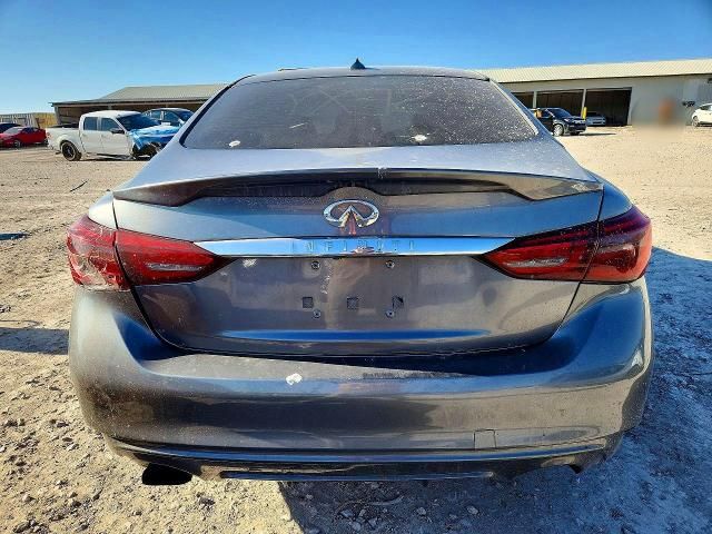 2018 Infiniti Q50 Luxe