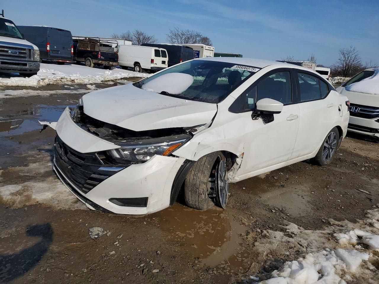 2025 Nissan Versa sv