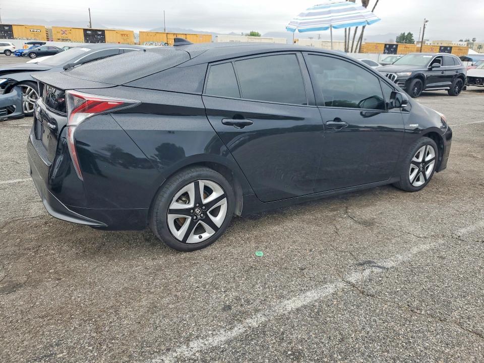 2017 Toyota Prius Three Touring