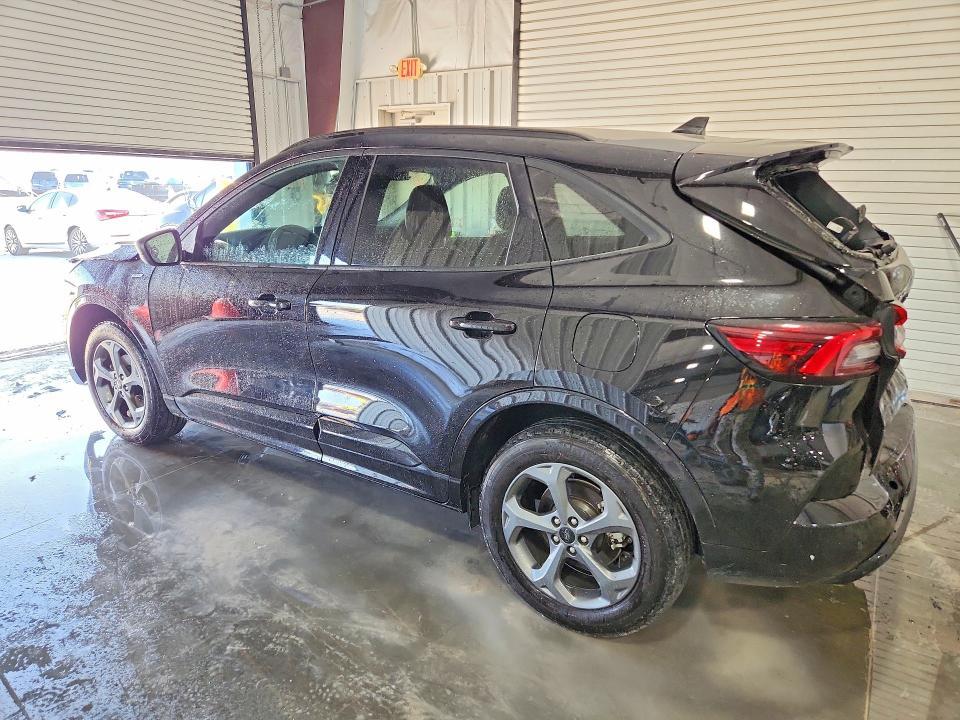2024 Ford Escape st Line