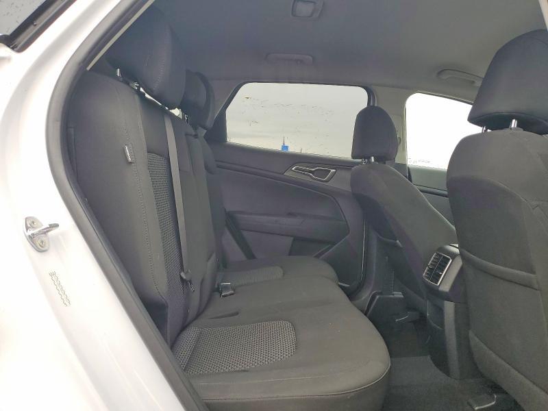 2025 KIA Sportage lx