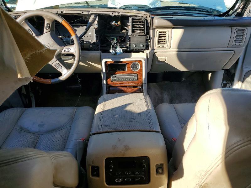 2003 Cadillac Escalade Luxury
