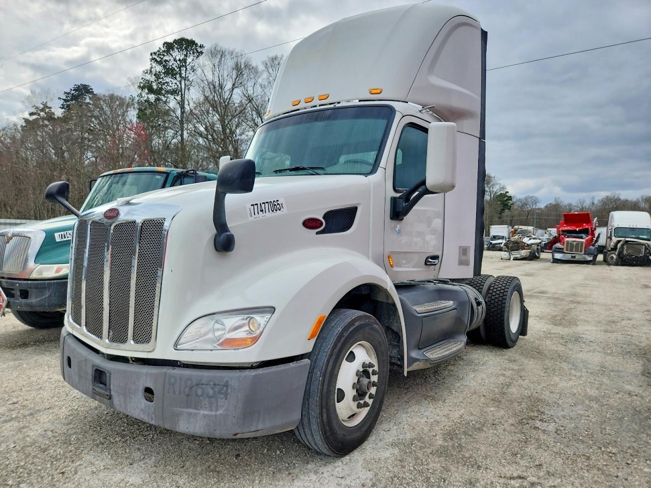 2016 Pntw 579-Semi Truck