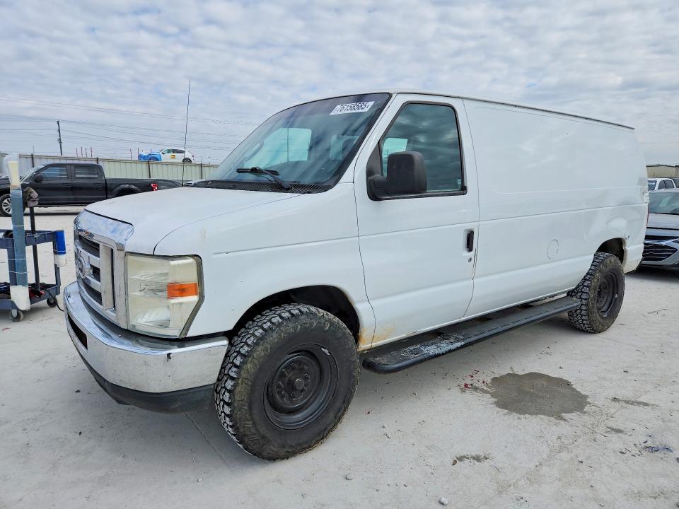 2013 Ford Econoline E250 van