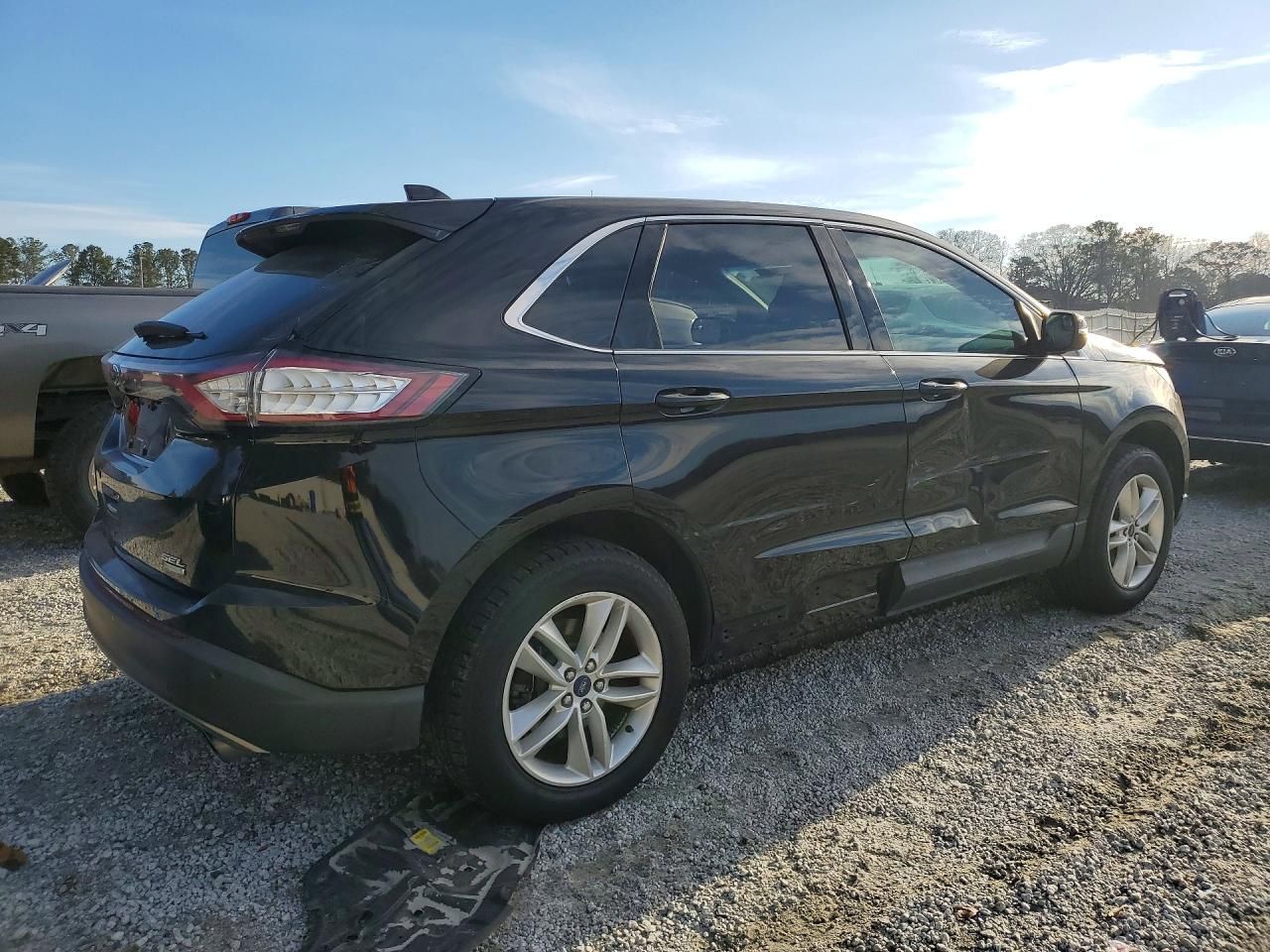 2017 Ford Edge sel