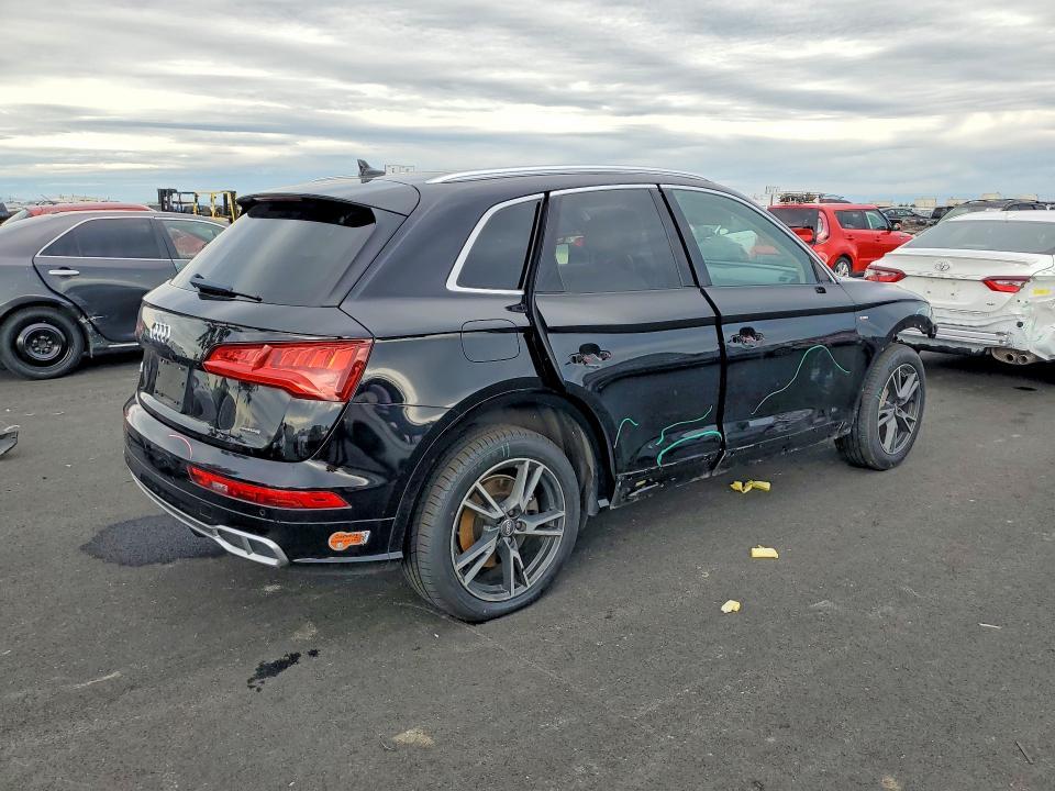 2020 Audi Q5 e Premium Plus