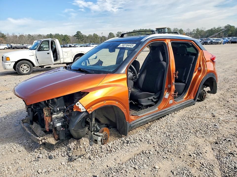 2020 Nissan Kicks sv