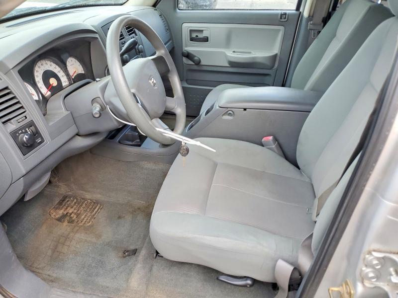 2005 Dodge Dakota Quattro