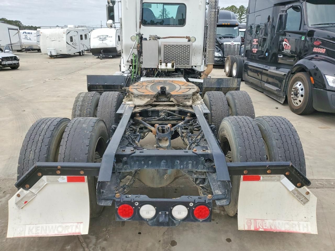 2019 Kenworth T800 Semi Truck