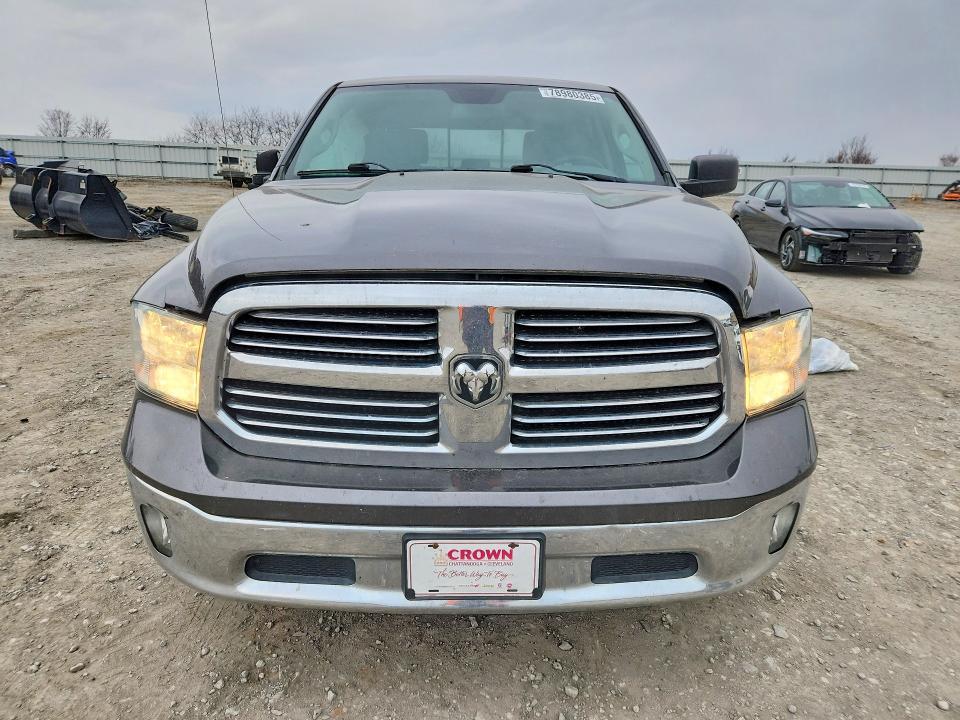 2015 Dodge Ram 1500 slt