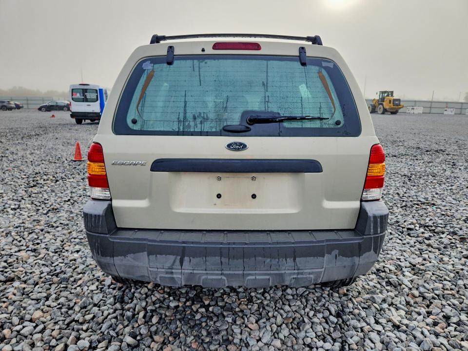 2005 Ford Escape xls