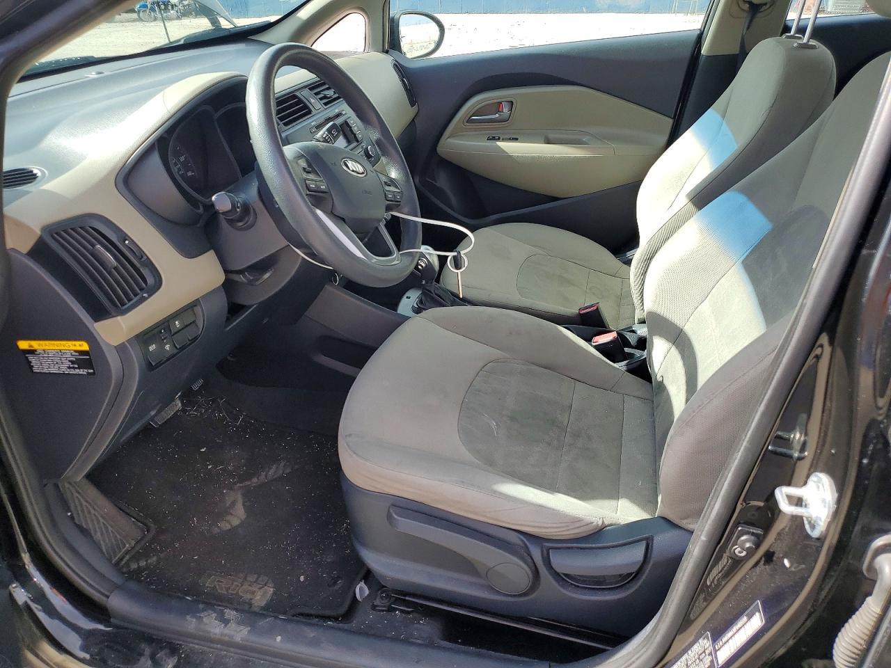 2015 KIA Rio lx