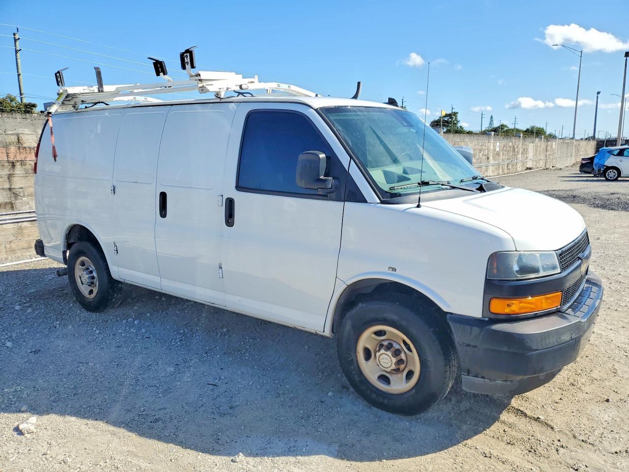 2019 Chev Express G2500