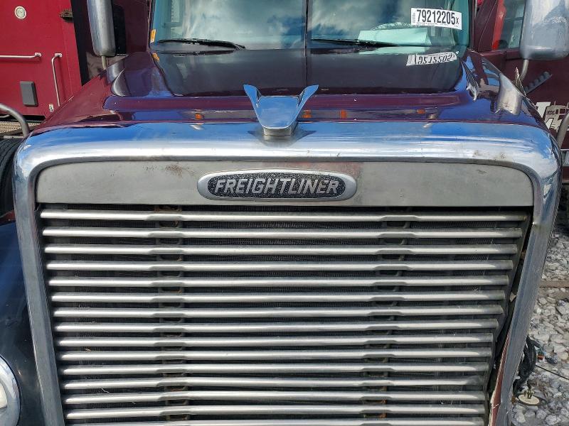 2016 Freightliner Coronado Semi Truck