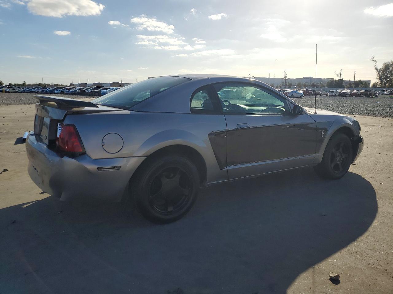 2002 Ford Mustang