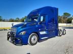 2018 Freightliner Cascadia 126