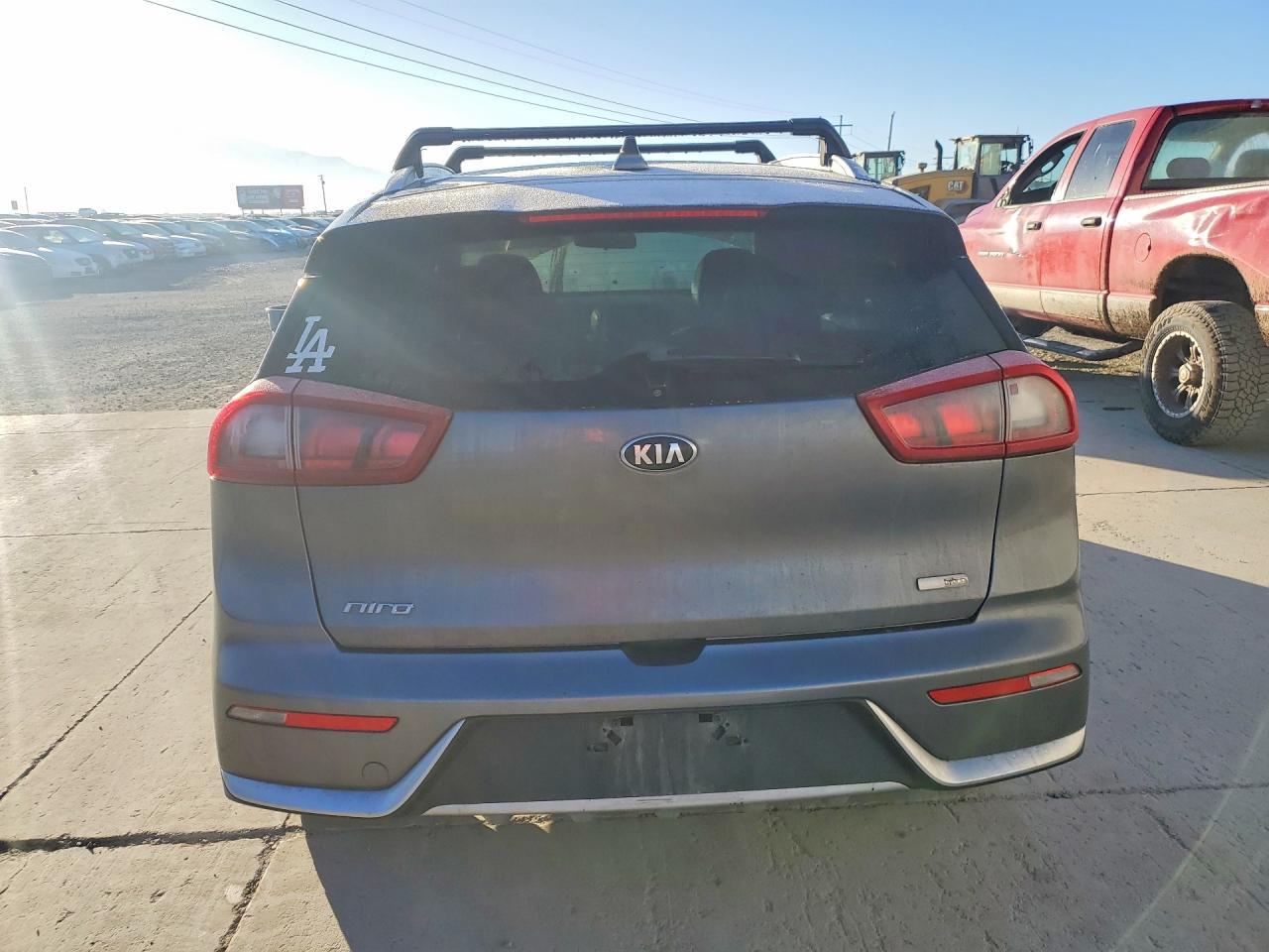 2017 KIA Niro ex