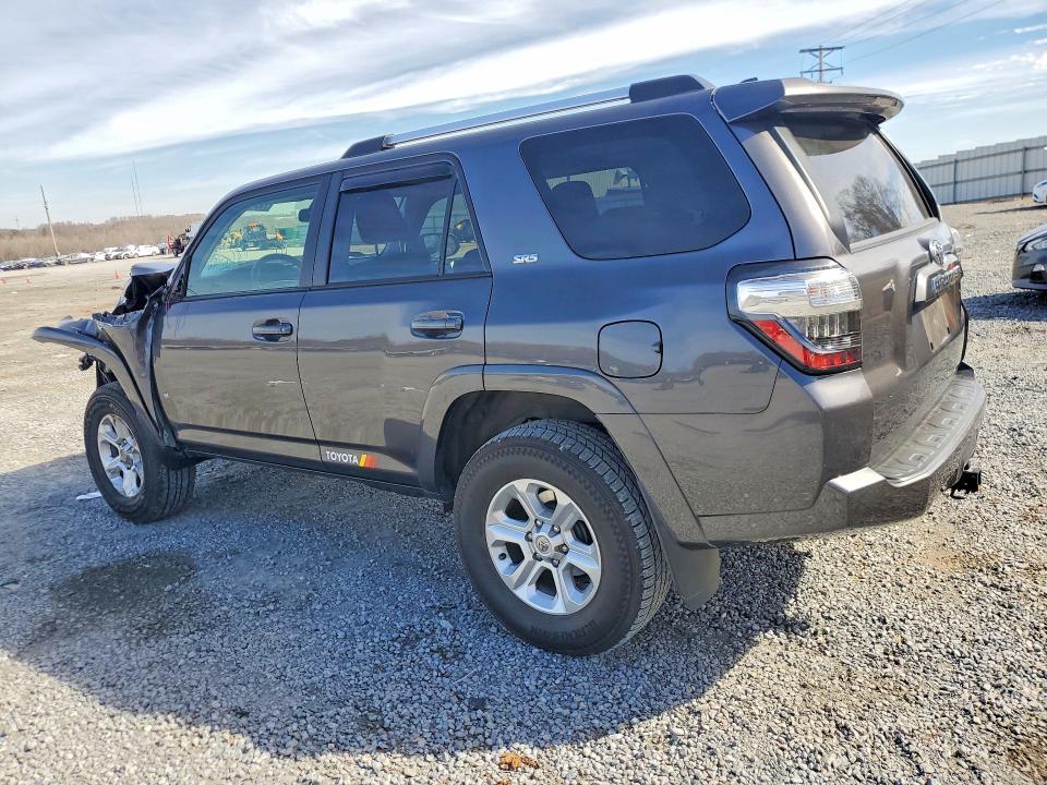 2022 Toyota 4runner SR5