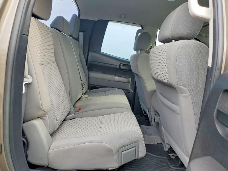 2013 Toyota Tundra Double cab SR5