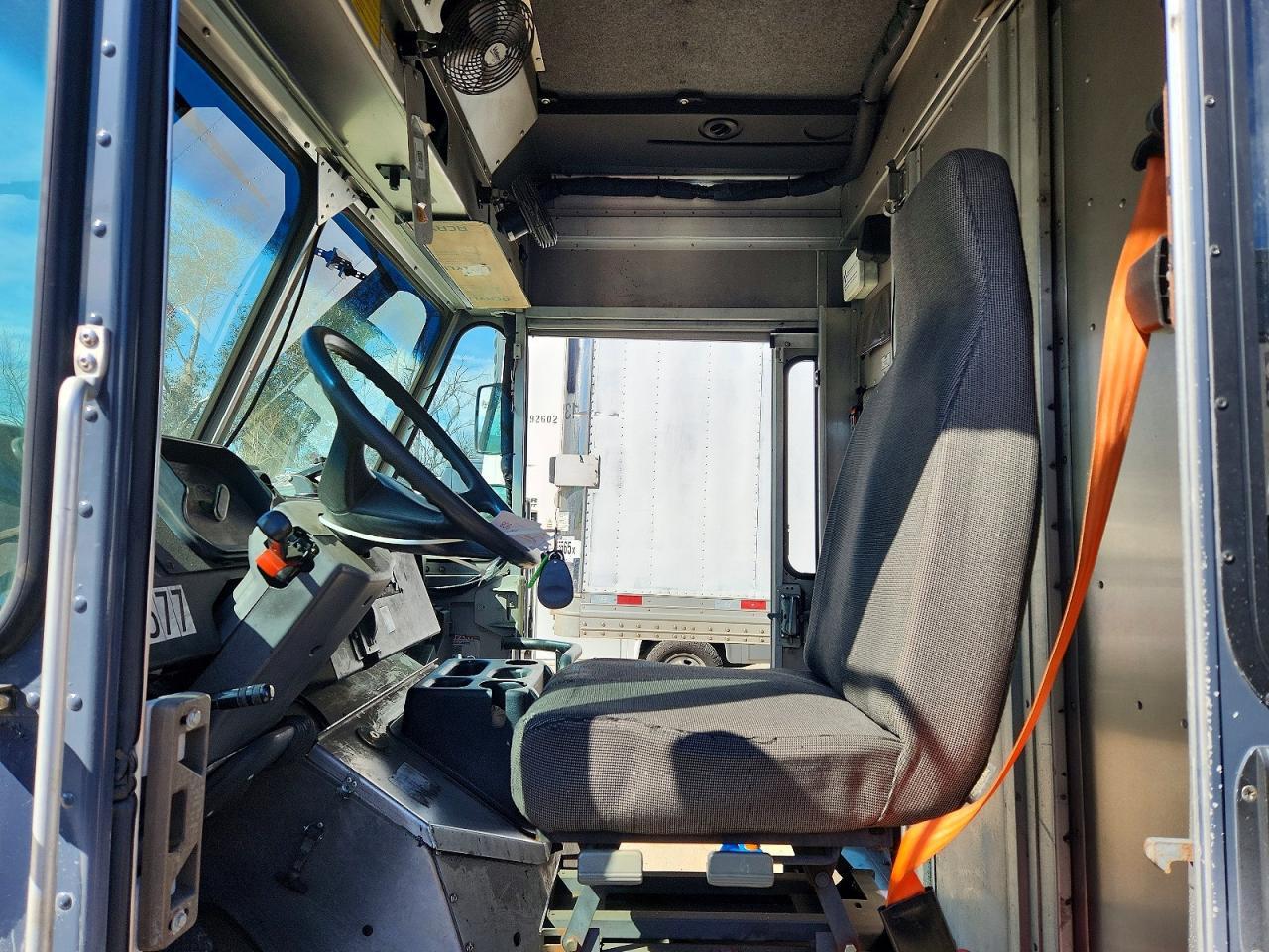 2021 Freightliner MT45G Delivery Truck