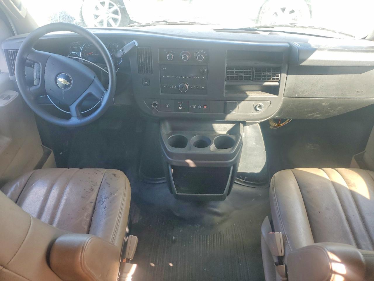 2018 Chevrolet Express G2500
