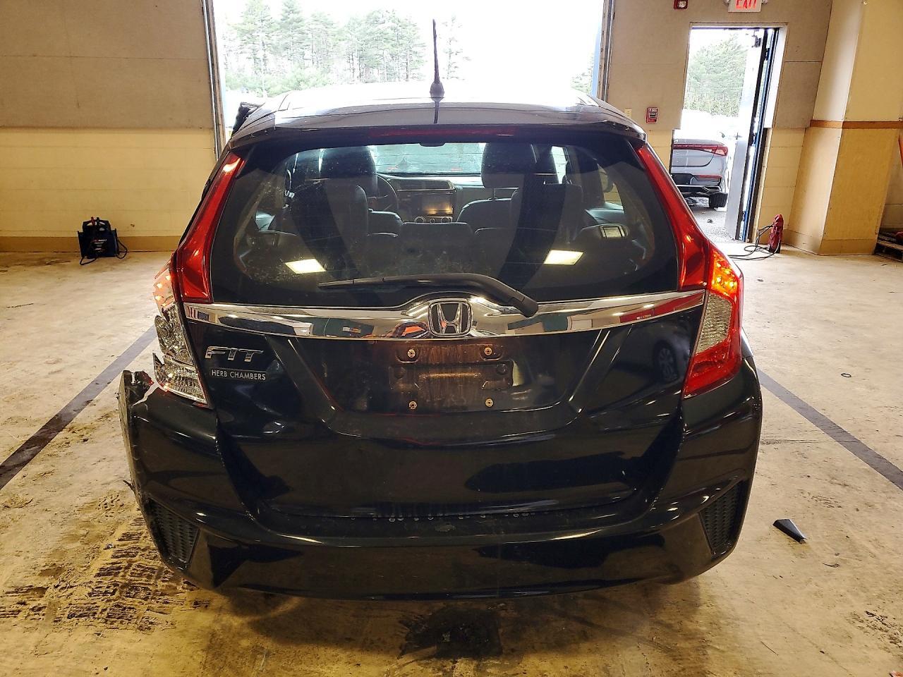 2016 Honda Fit ex