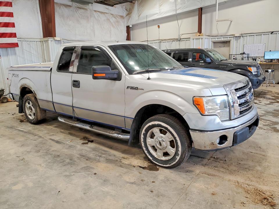 2010 Ford F150 Super cab