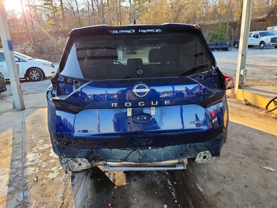 2025 Nissan Rogue sv