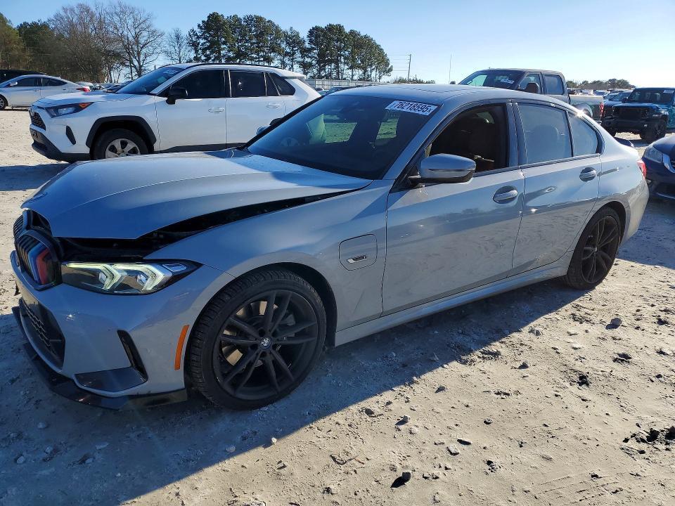2023 BMW 330e